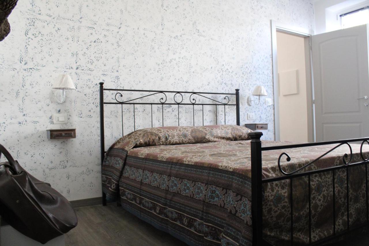 Hotel Praga Serravalle Scrivia Zewnętrze zdjęcie